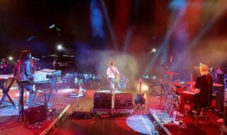 Rock desde el coche: DLD, Los Claxons y Rebel Cats viven gran autoconcierto