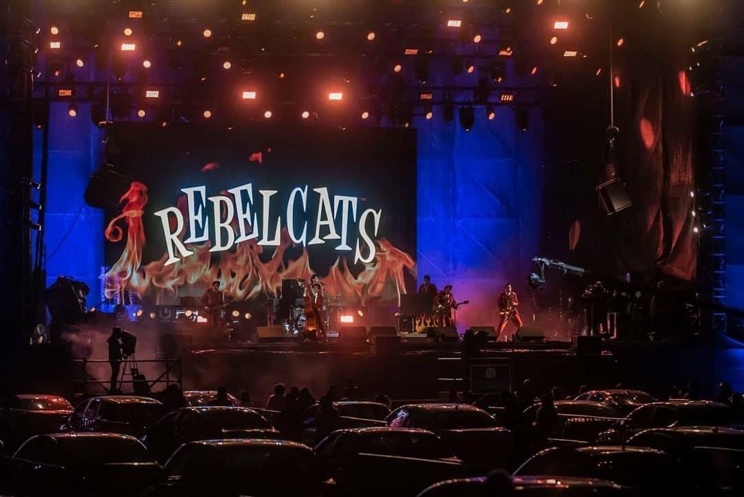 Rock desde el coche: DLD, Los Claxons y Rebel Cats viven gran autoconcierto