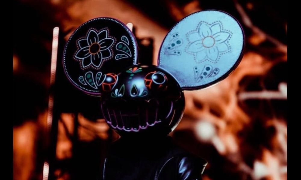 Deadmau5 celebra ‘Día de muertos’ con colorido concierto virtual