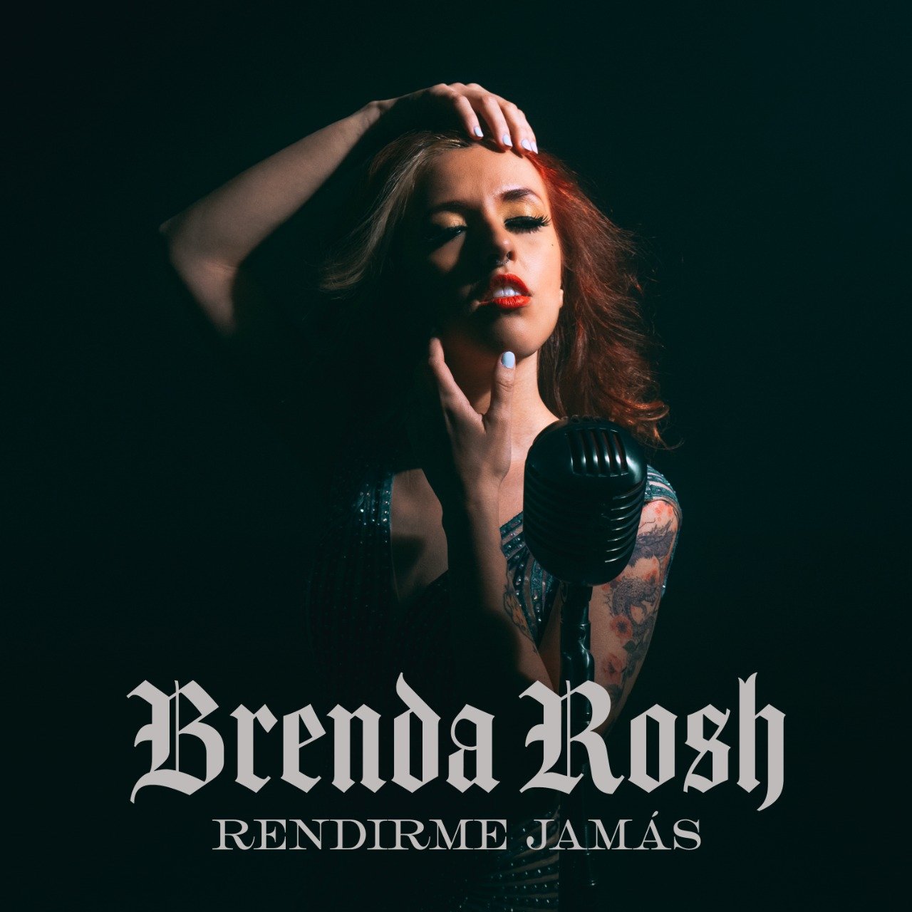 Brenda Rosh estrena "Rendirme Jamás" 