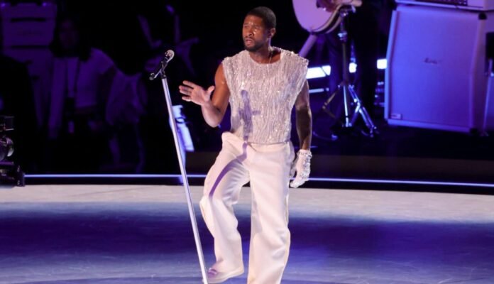 Usher deslumbra en el Medio Tiempo del Super Bowl