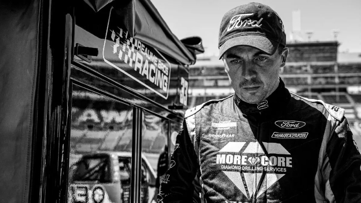 Frankie Muniz, fuera de NASCAR por fuerte accidente