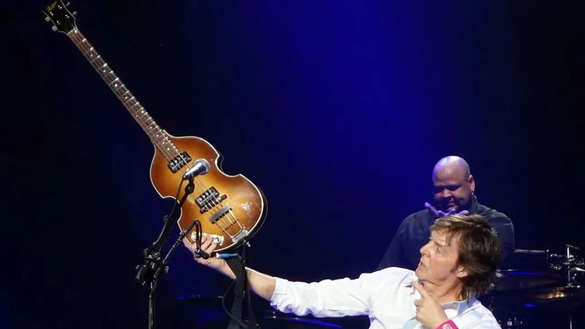 Habrá documental del bajo robado de Paul McCartney