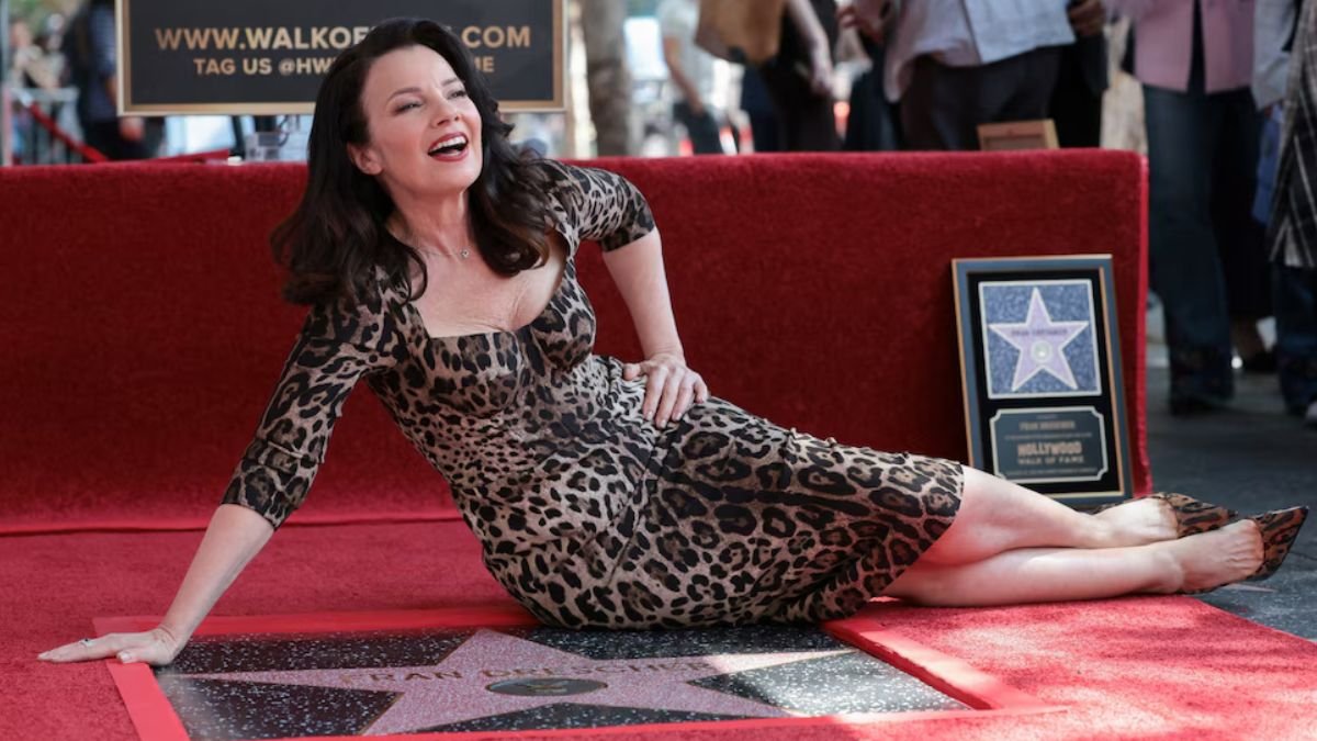 Fran Drescher celebra su estrella en el Paseo de la Fama de Hollywood