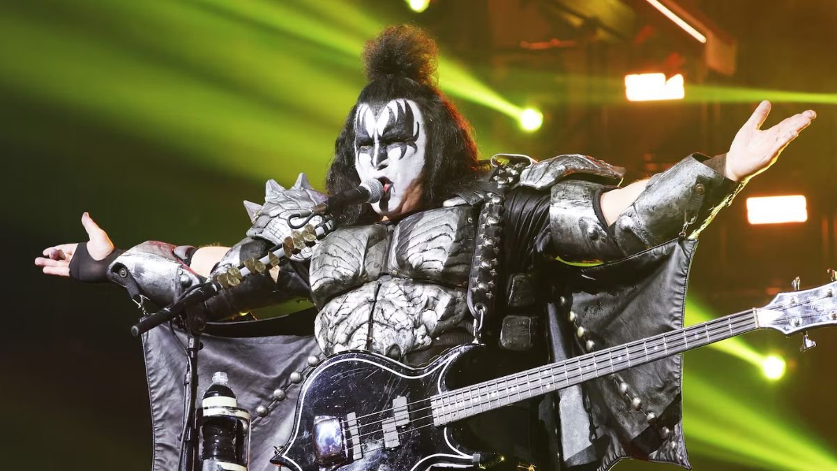 Hospitalizan a Gene Simmons de Kiss tras accidente