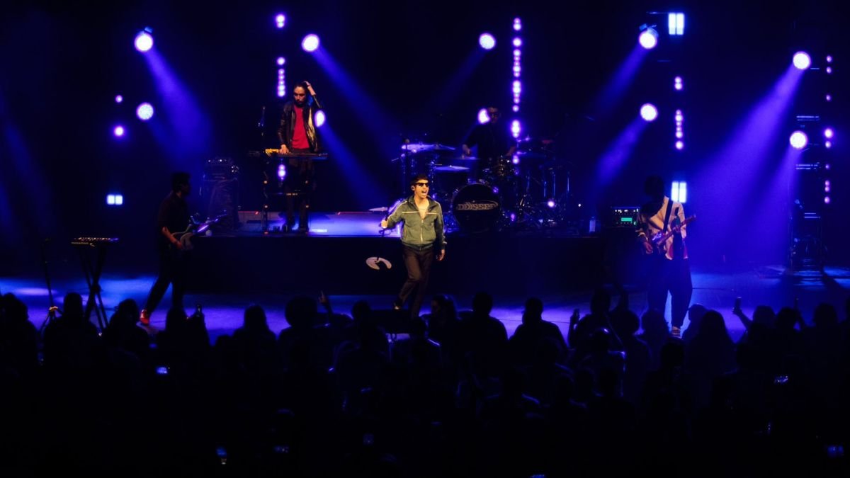 ¡Brutal noche! Odisseo da "Tormenta Inesperada" en Monterrey