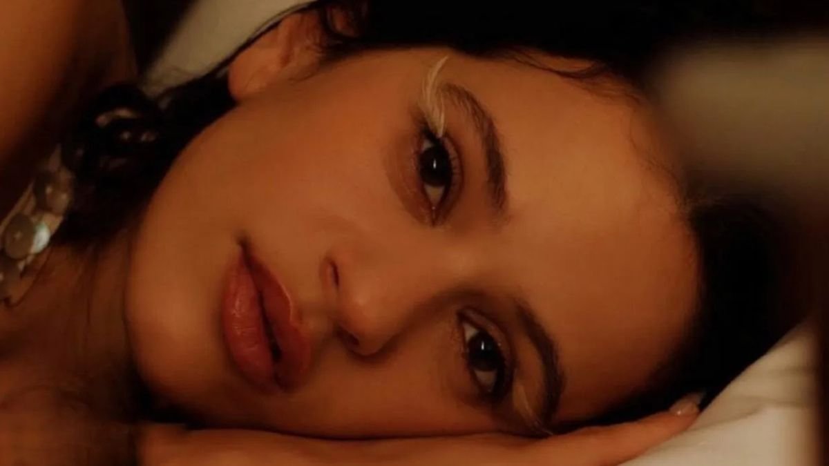 Rosalía deslumbra con el lanzamiento de "Berghain" en colaboración con Björk'