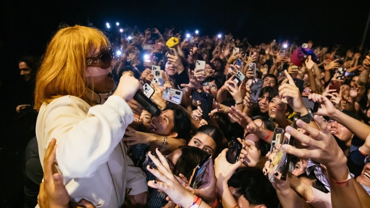 Rusowsky hizo estallar la energía en Monterrey