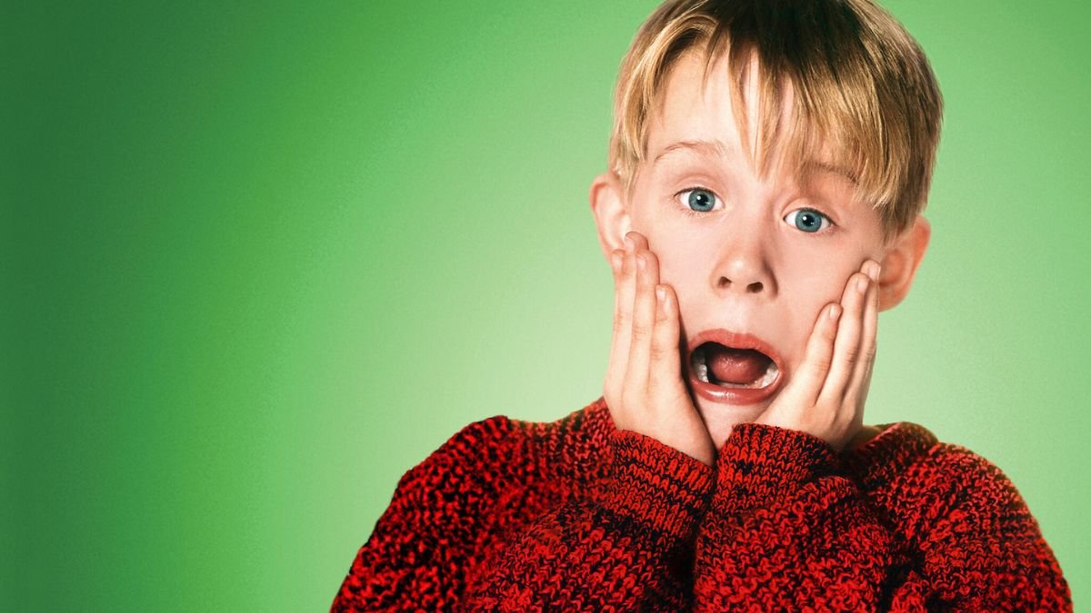 Cine de confort: Por qué volvemos a las mismas películas cada diciembre