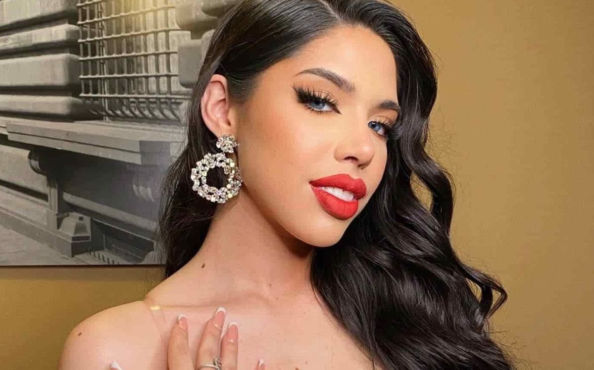 La cantante Yeri Mua revela sus problemas emocionales previos a un importante concierto, generando conmoción entre sus seguidores.