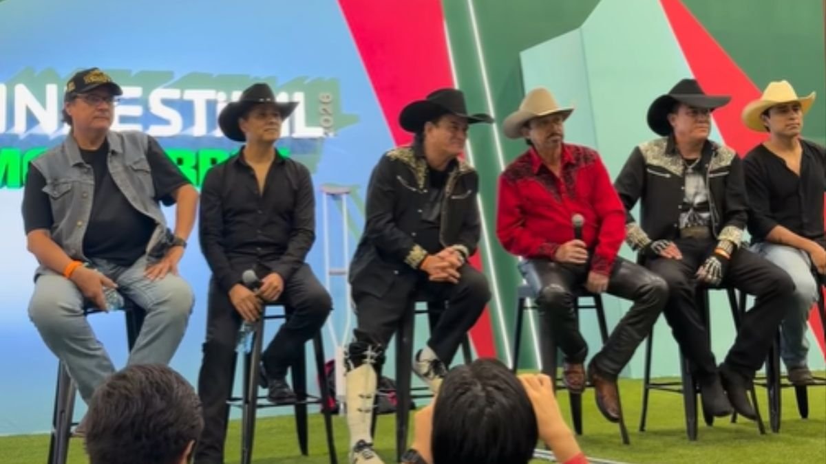 Caballo Dorado llega al FIFA Fan Festival de aniversario